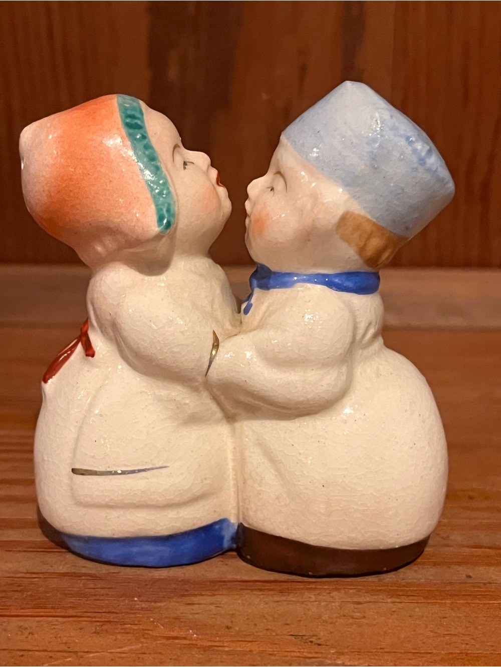 “Dutch Boy and Girl" MCM Salt and Pepper Shaker